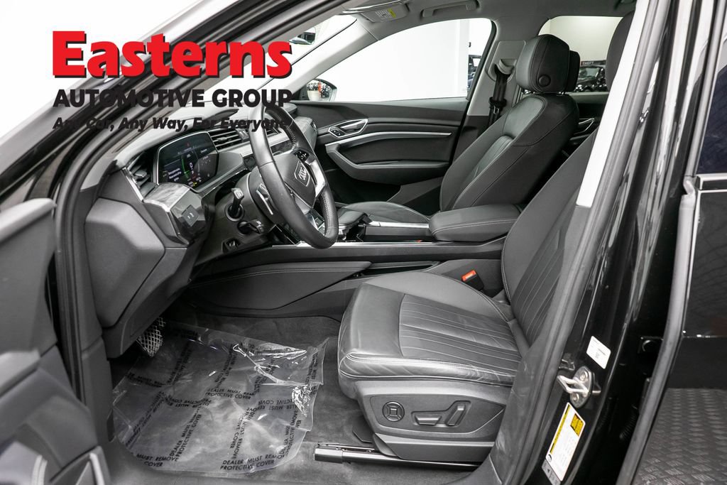 Used 2021 Audi e-tron Premium w/ Convenience Plus Package AWD/4WD image 14