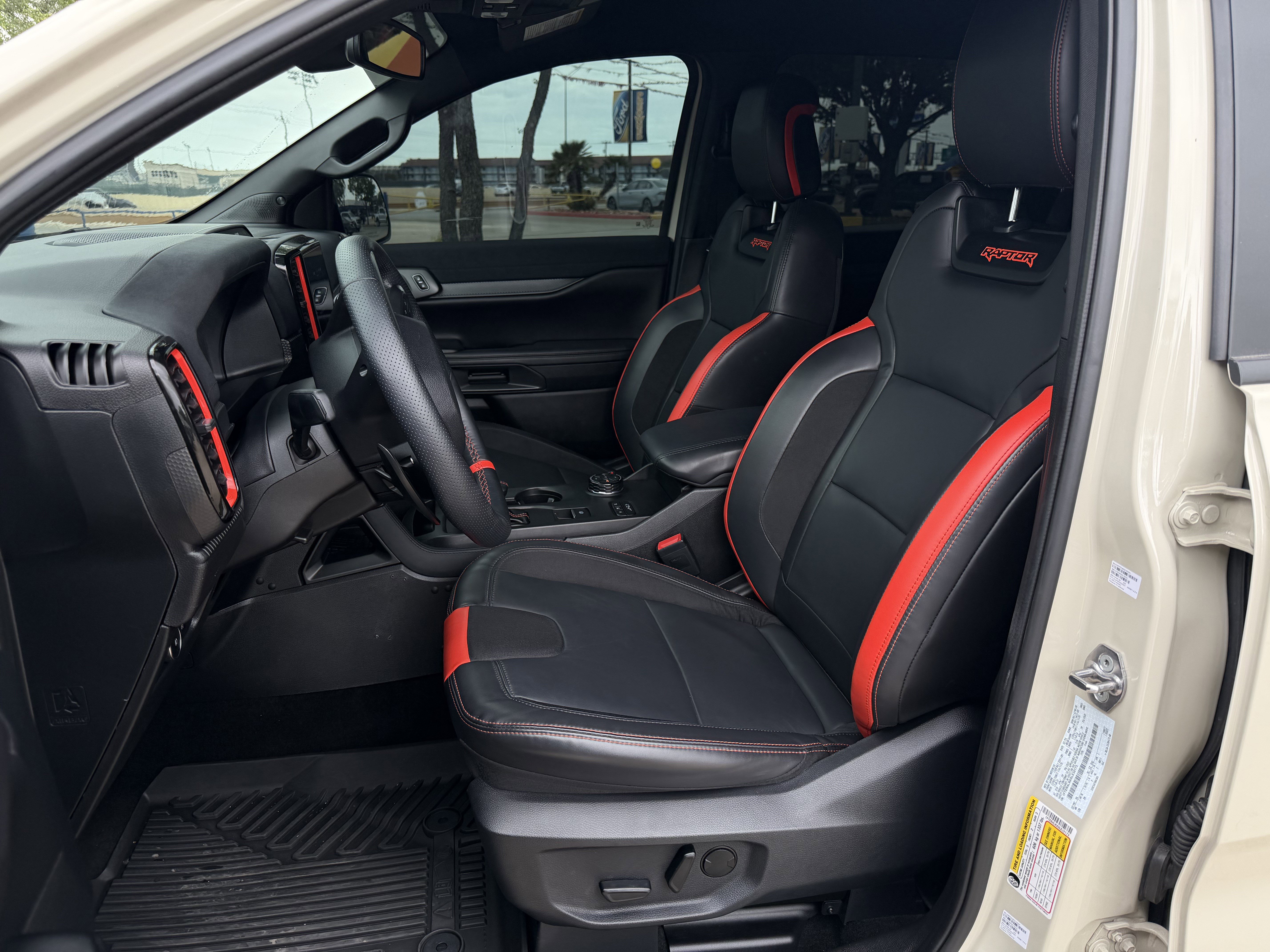 Used 2025 Ford Ranger Raptor image 16