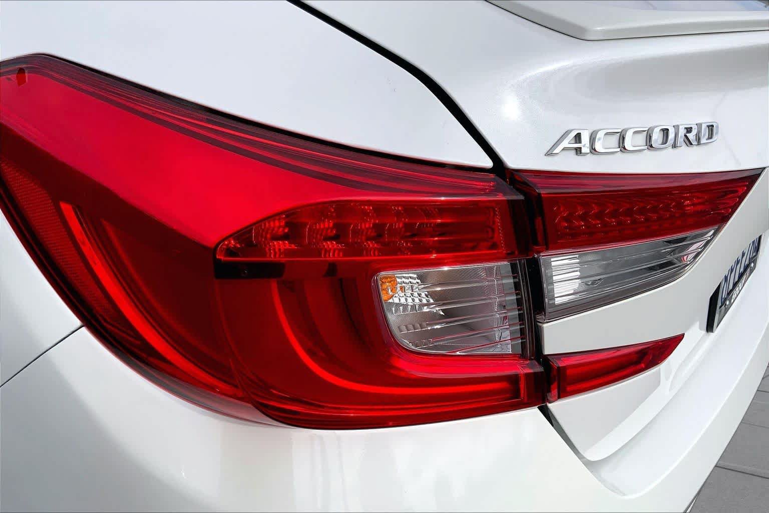 Used 2020 Honda Accord Sport image 28
