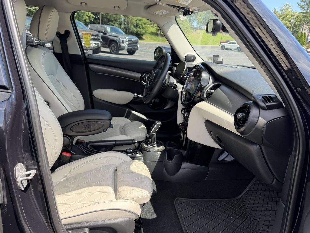 Used 2023 MINI Cooper S FWD image 12