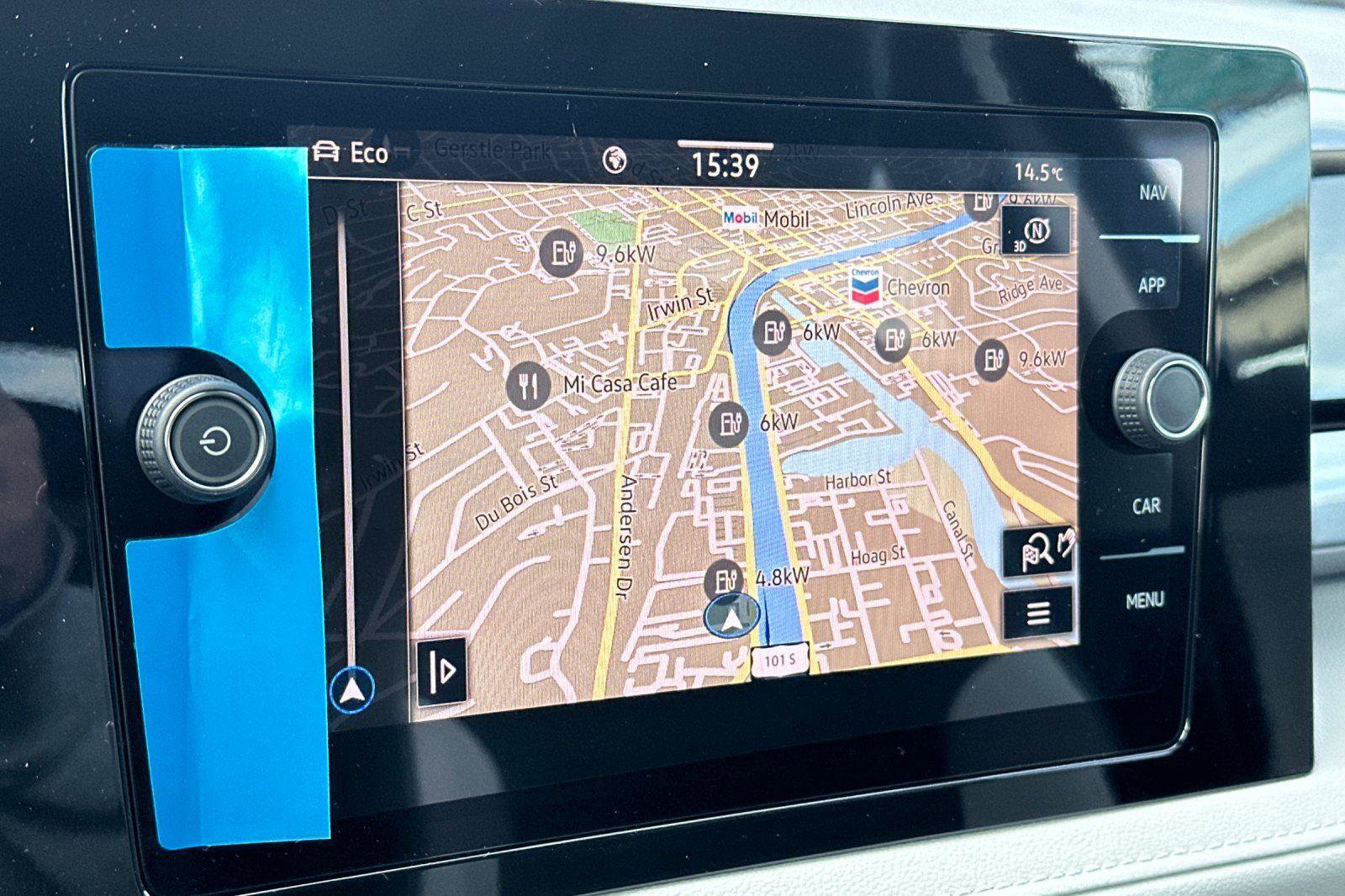 New 2026 Volkswagen Taos SEL image 18