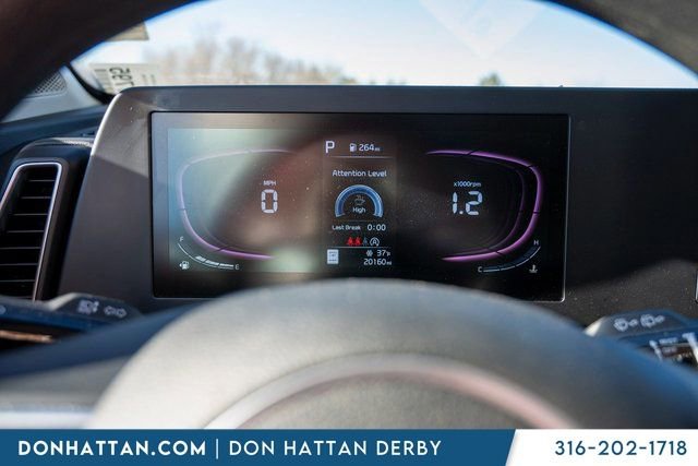 Used 2024 Kia Sportage LX image 7