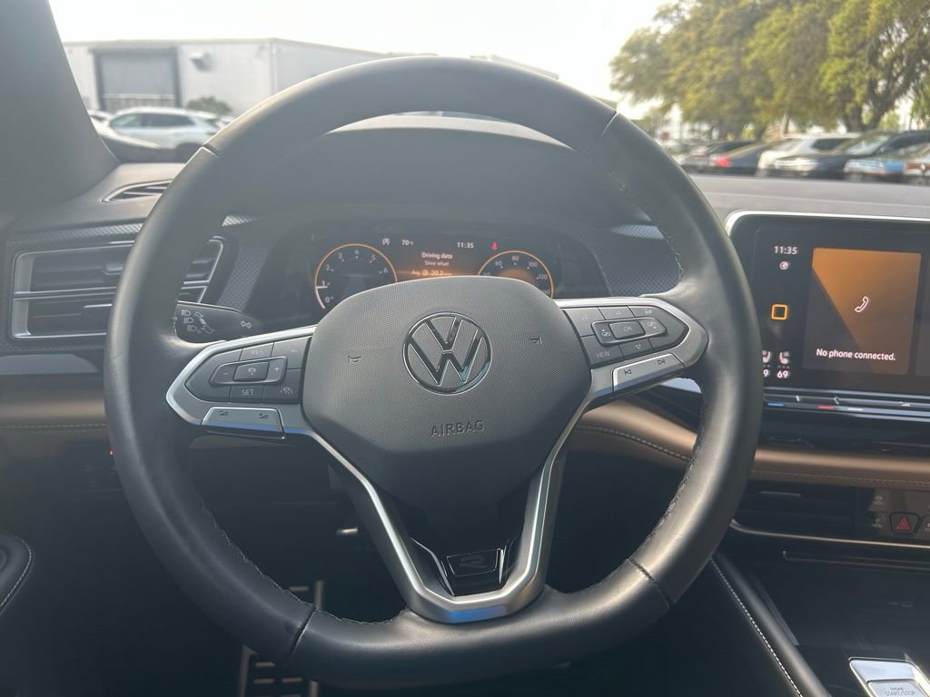 Certified 2024 Volkswagen Atlas Cross Sport SEL R-Line image 19