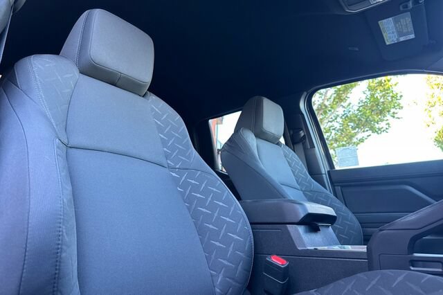Used 2026 Toyota Tacoma SR5 AWD/4WD image 16