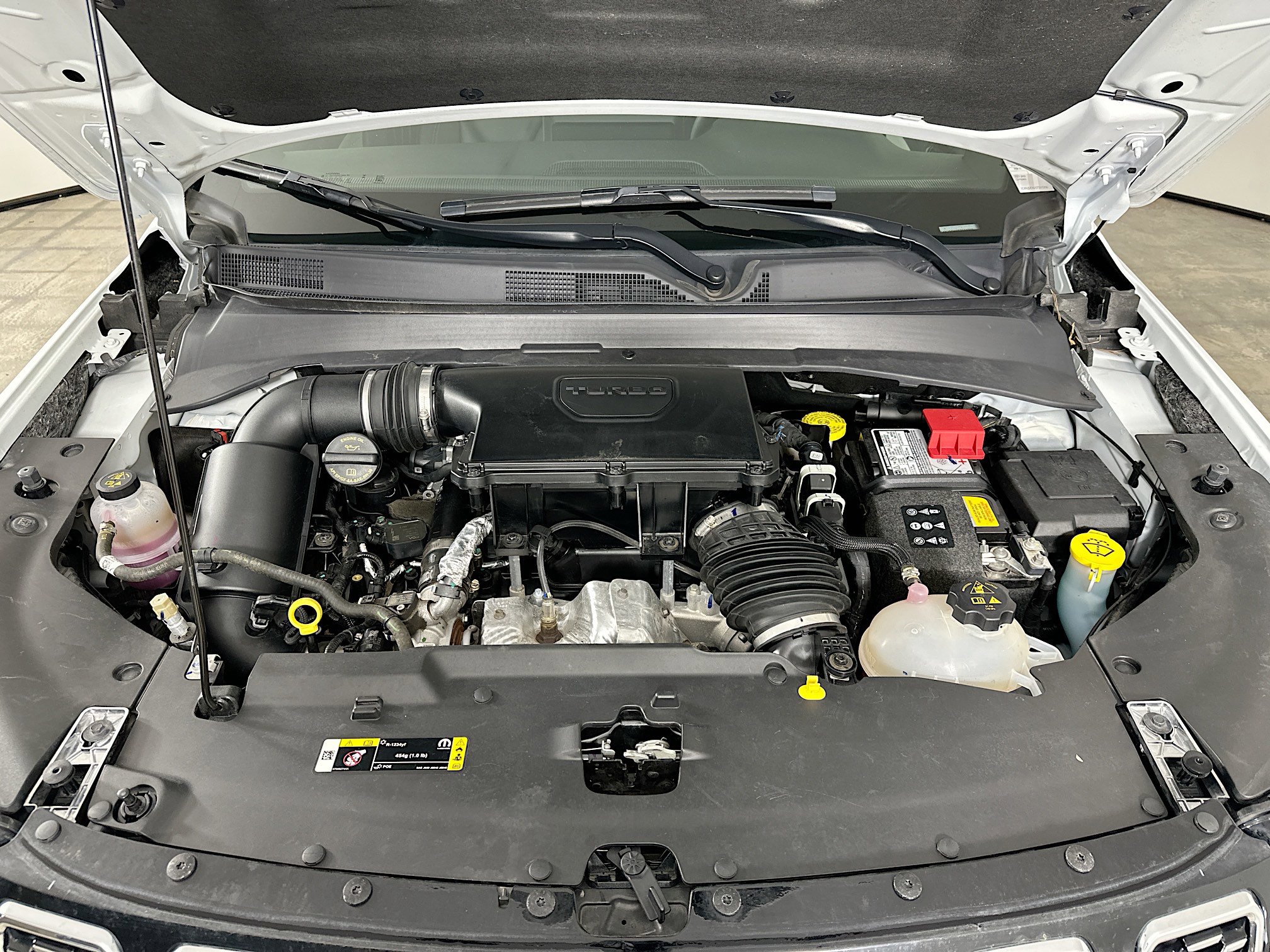 Used 2025 Jeep Compass Limited image 31