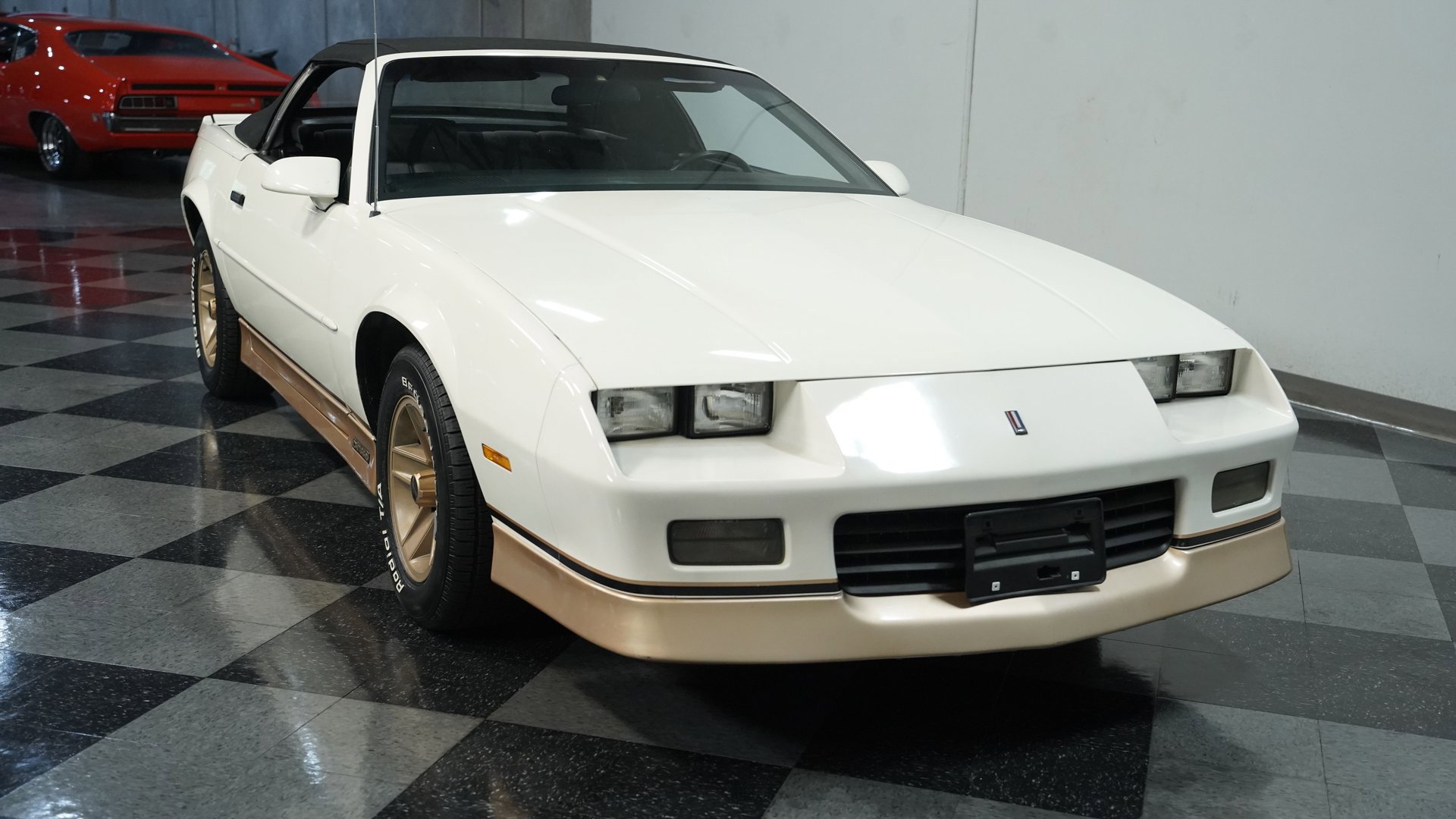 Used 1988 Chevrolet Camaro LT image 14