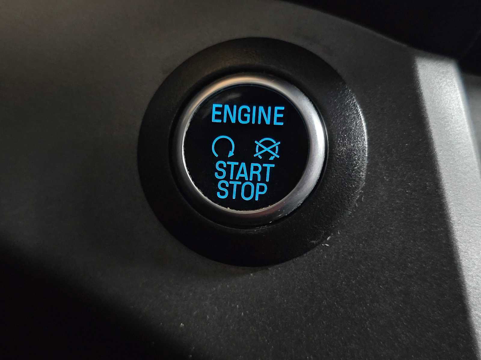 Used 2019 Ford Escape SE image 32