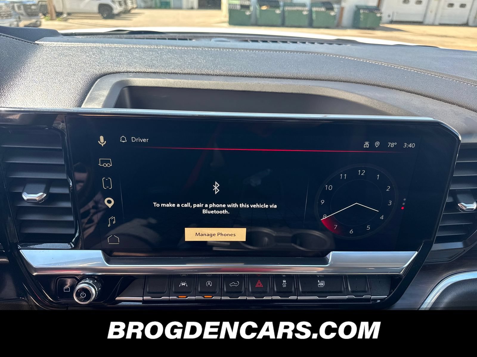 Used 2026 GMC Sierra 1500 SLT AWD/4WD image 5