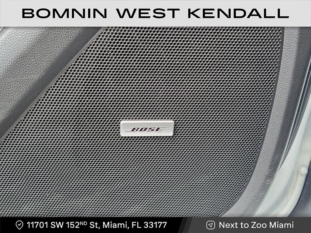 Used 2024 Chevrolet Traverse RS image 28