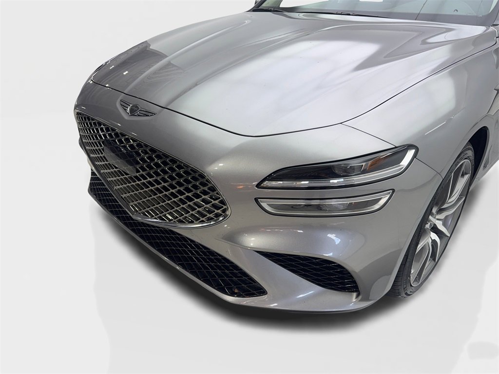 Used 2025 Genesis G70 2.5T image 16