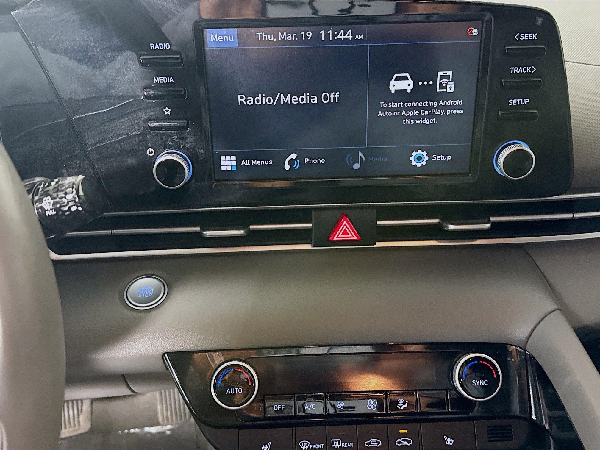 Used 2021 Hyundai Elantra SEL w/ Convenience + Premium Package image 18