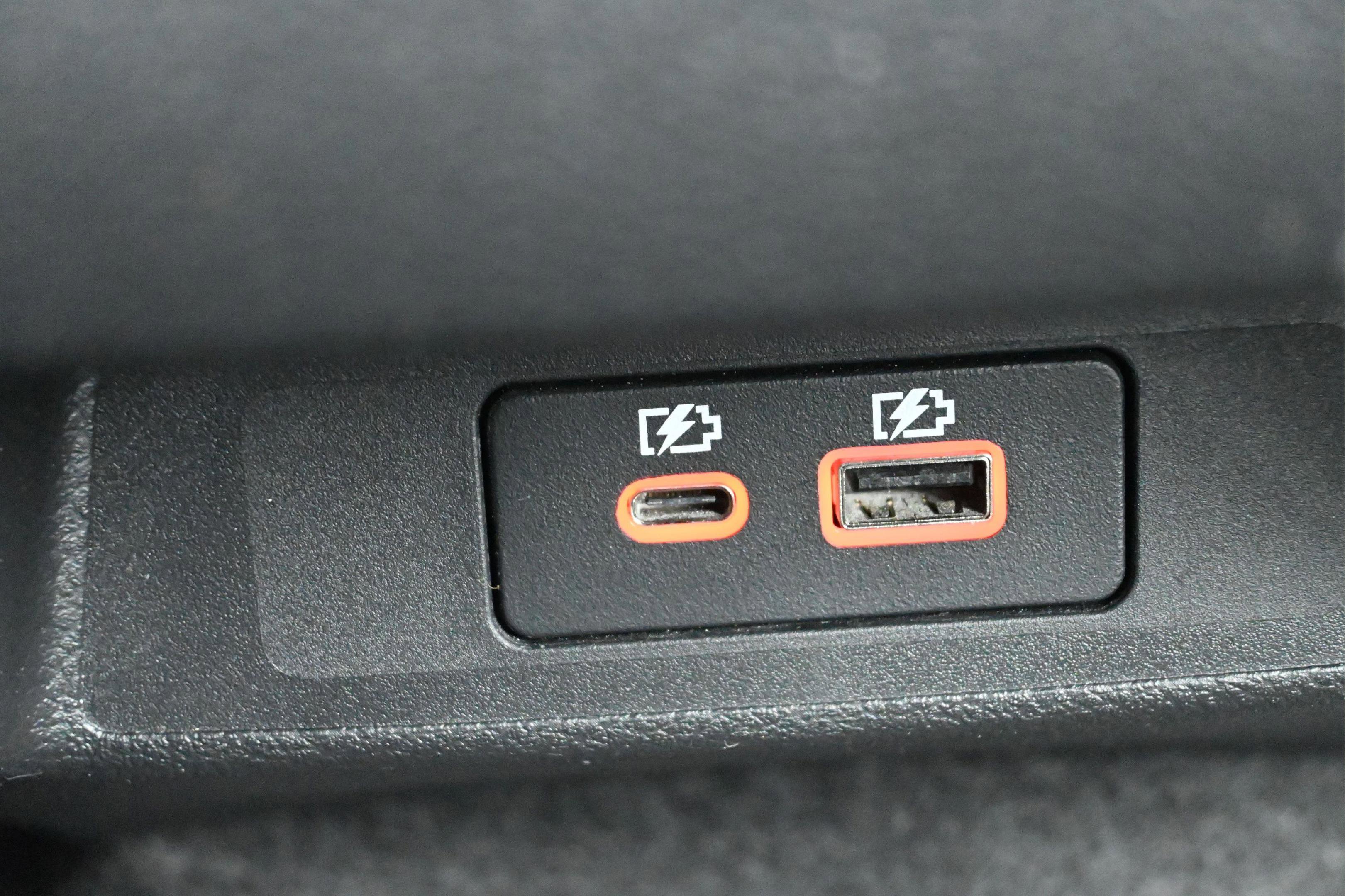 Used 2023 Nissan Altima 2.5 SR FWD image 16