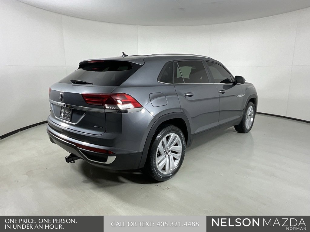Used 2023 Volkswagen Atlas Cross Sport SE image 7