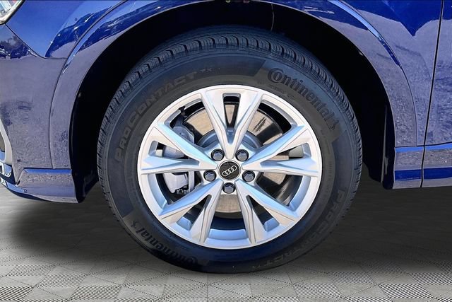 Used 2025 Audi Q3 2.0T Premium w/ Convenience Package AWD/4WD image 8