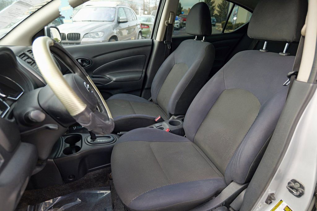 Used 2012 Nissan Versa SV w/ Convenience Pkg FWD image 21