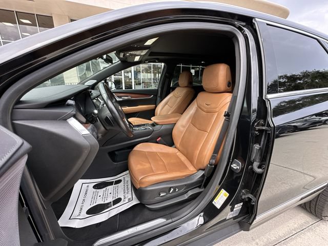 Certified 2024 Cadillac XT5 Premium Luxury FWD image 19