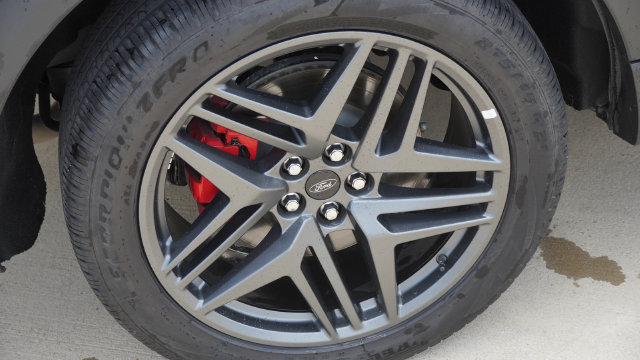 Used 2025 Ford Explorer ST-Line w/ ST-Line Street Pack AWD/4WD image 11