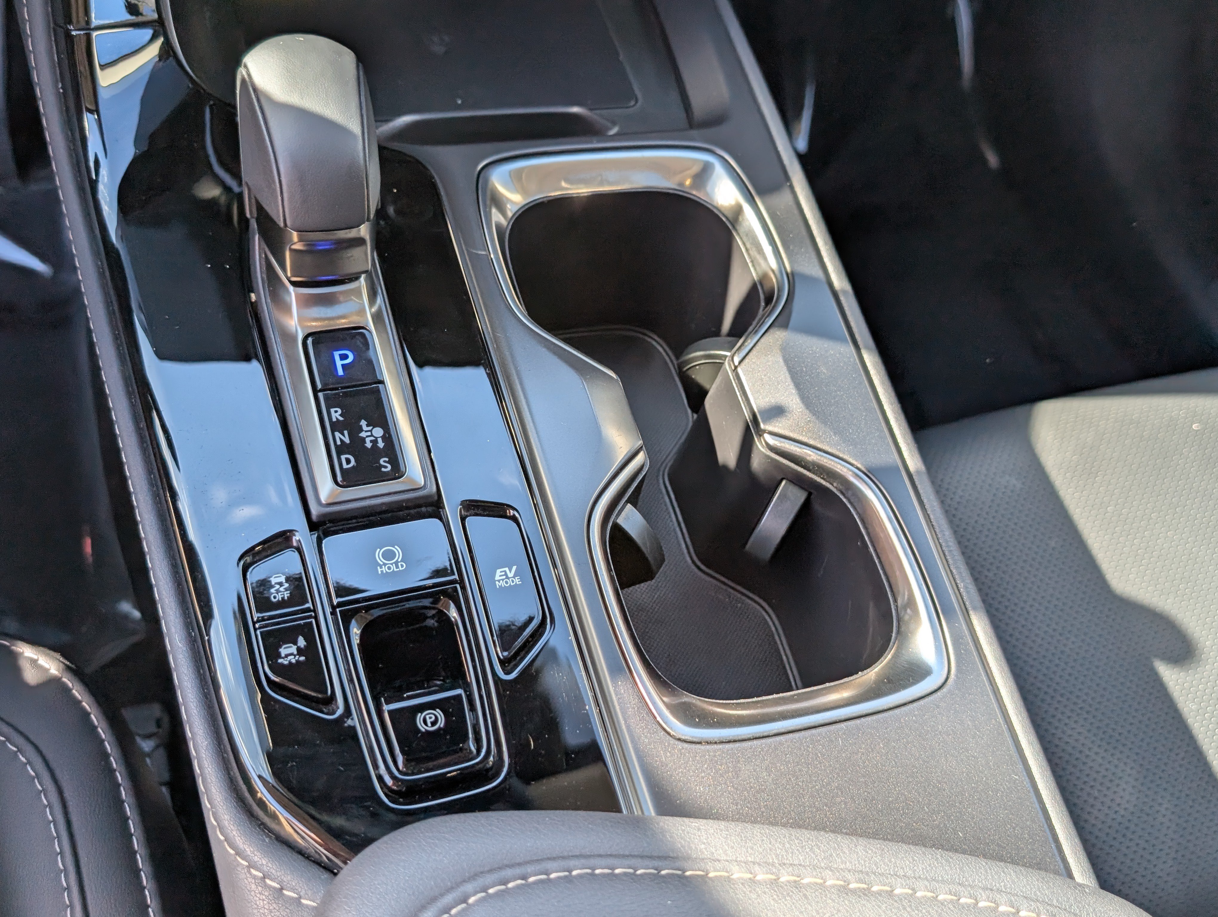 Certified 2026 Lexus NX 350h AWD w/ Cold Area Package image 25