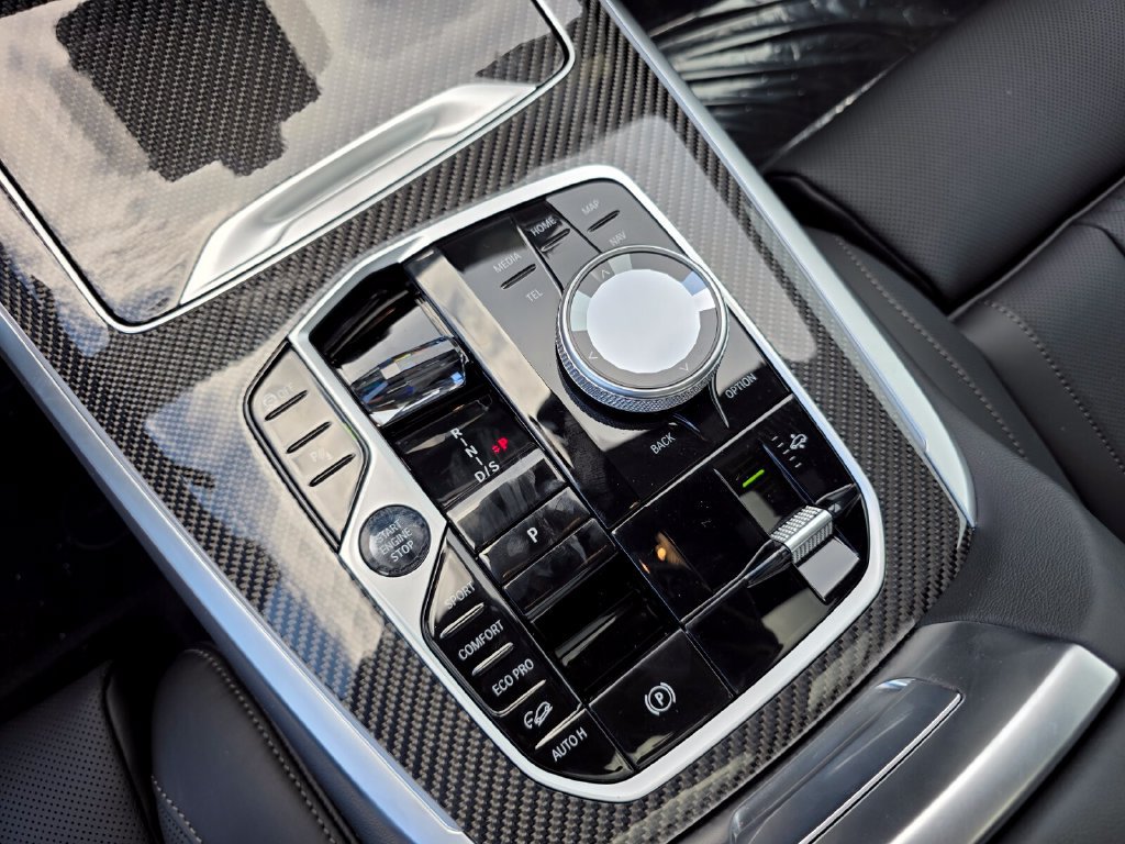 New 2027 BMW X7 M60i AWD/4WD image 16