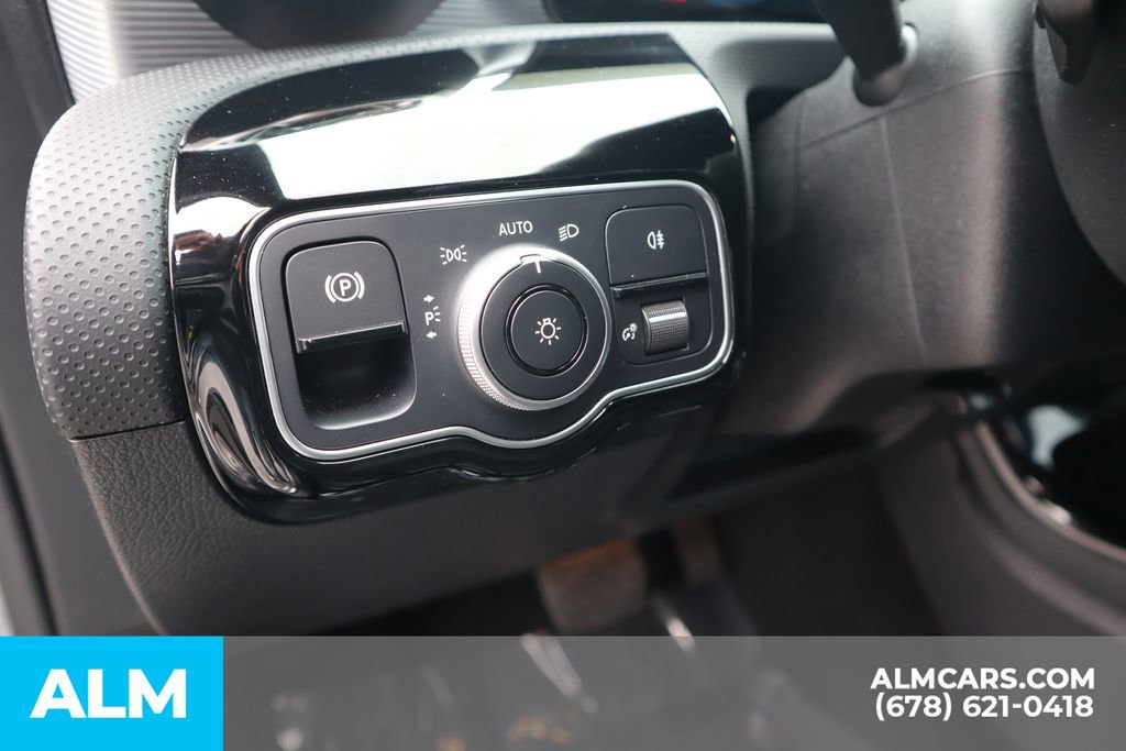 Used 2022 Mercedes-Benz A 220 image 18