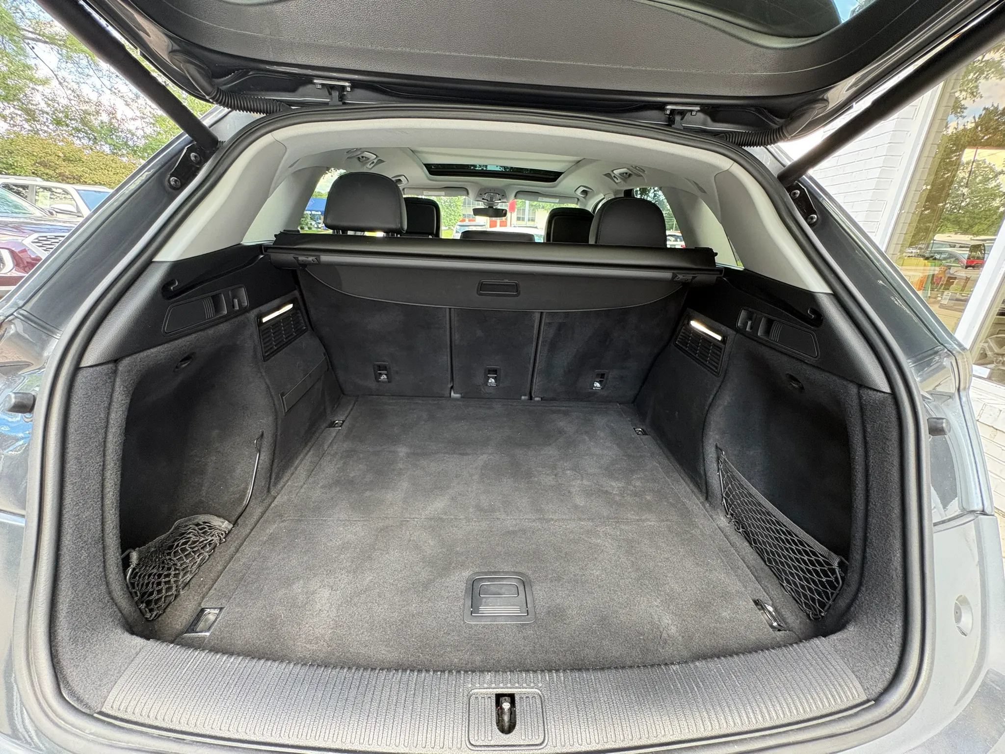 Used 2019 Audi Q5 2.0T Premium w/ Convenience Package AWD/4WD image 20
