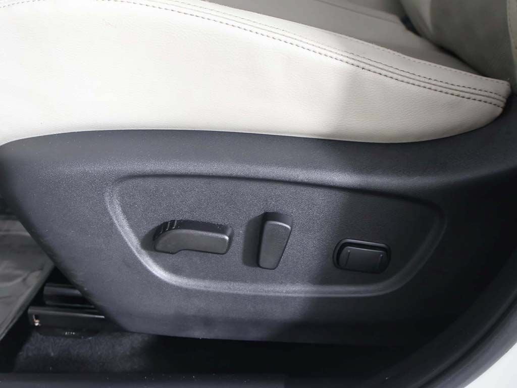 Used 2022 Nissan Rogue Sport SV w/ Technology Package AWD/4WD image 29