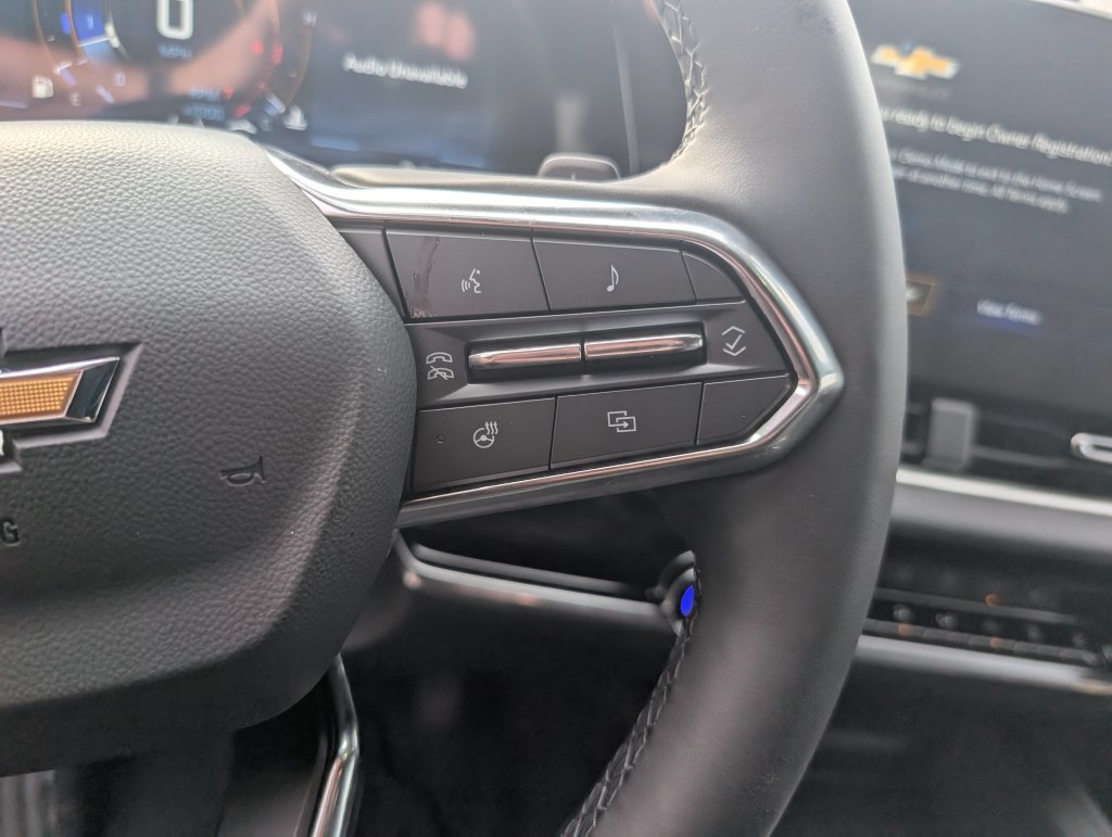New 2027 Chevrolet Equinox LT w/ Convenience Package II FWD image 21