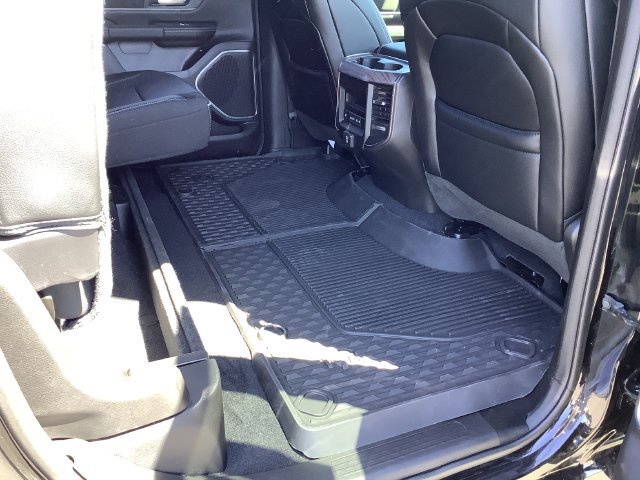 New 2026 RAM 1500 Laramie AWD/4WD image 40