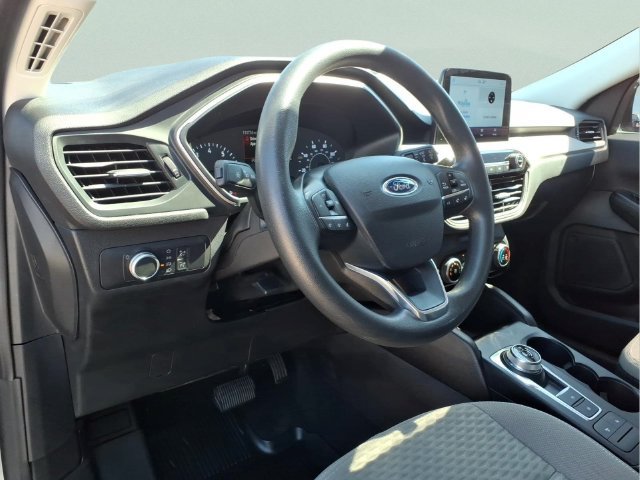 Used 2022 Ford Escape SE FWD image 13