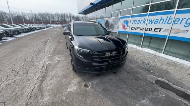 Certified 2021 GMC Terrain SLE w/ Driver Convenience Package image 2