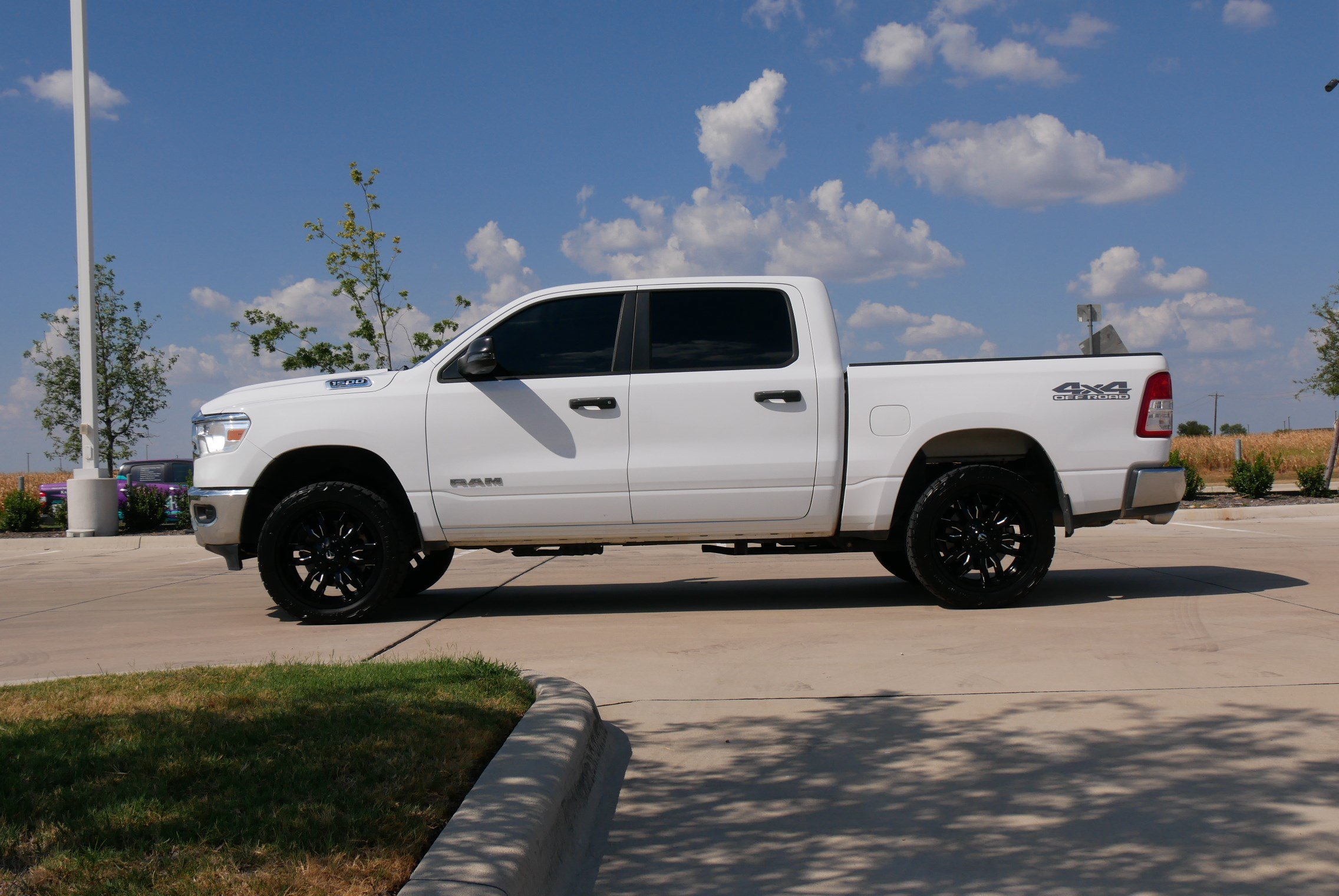 Used 2023 RAM 1500 Big Horn AWD/4WD image 6
