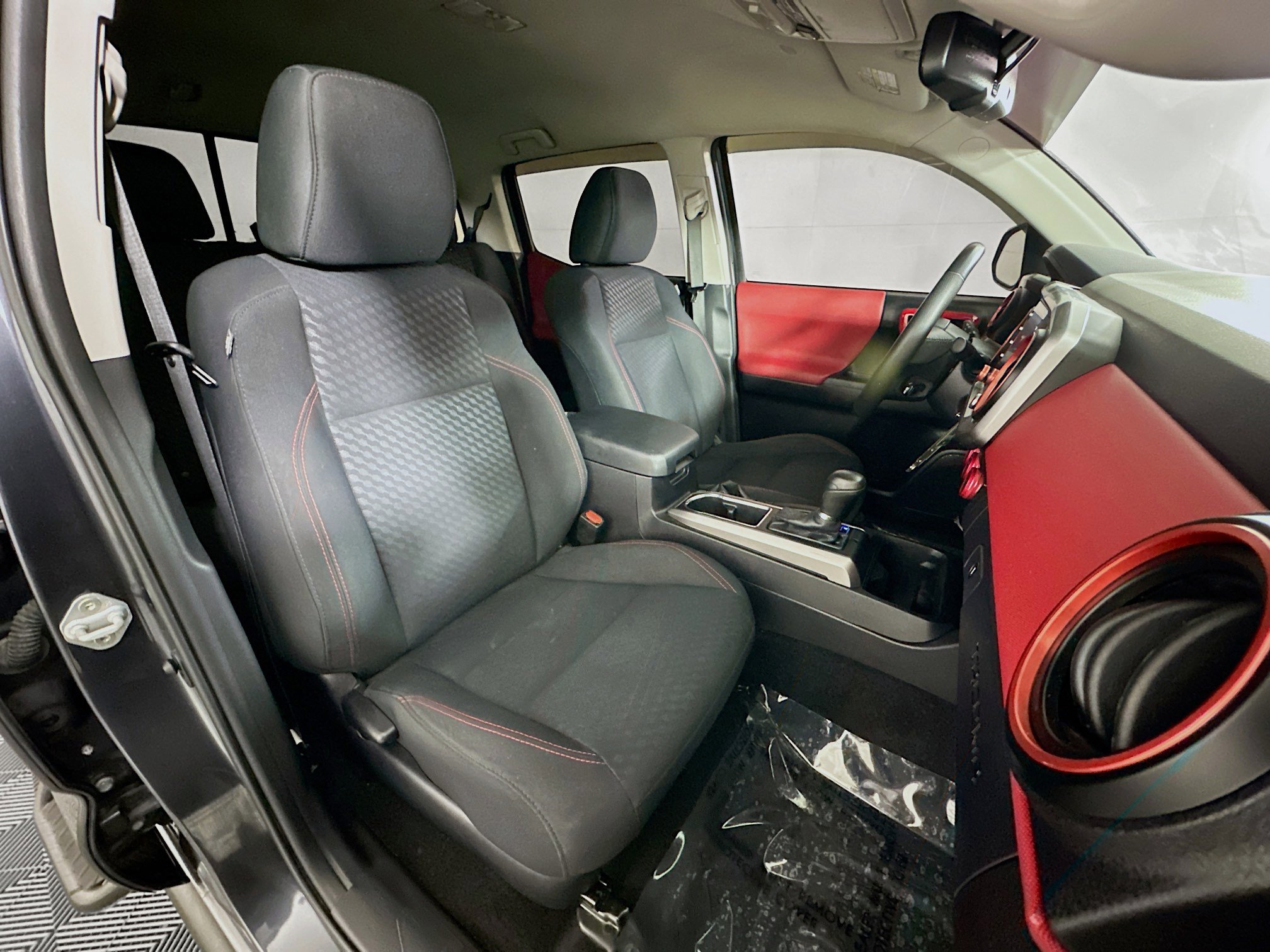 Used 2021 Toyota Tacoma SR5 image 26