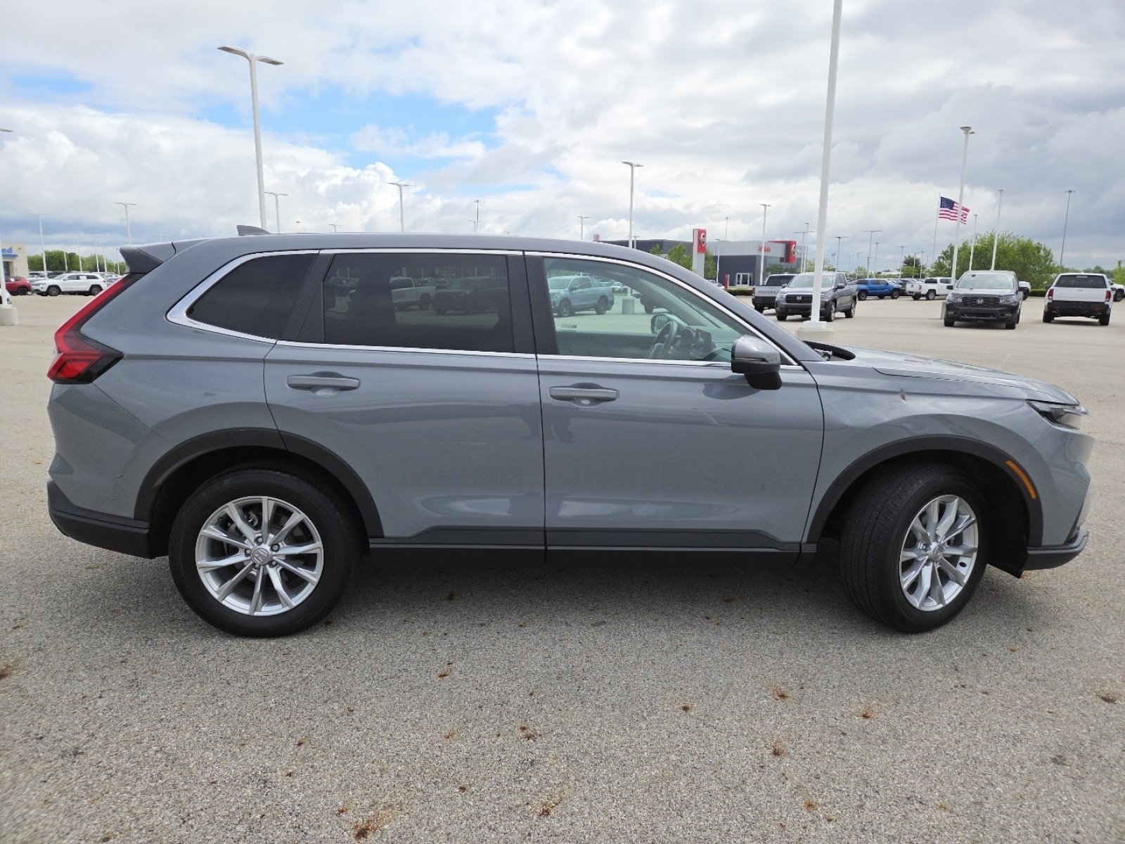 Used 2025 Honda CR-V EX image 19