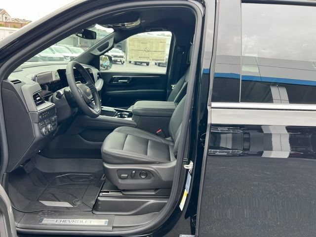 New 2026 Chevrolet Tahoe LT w/ Comfort Package AWD/4WD image 11