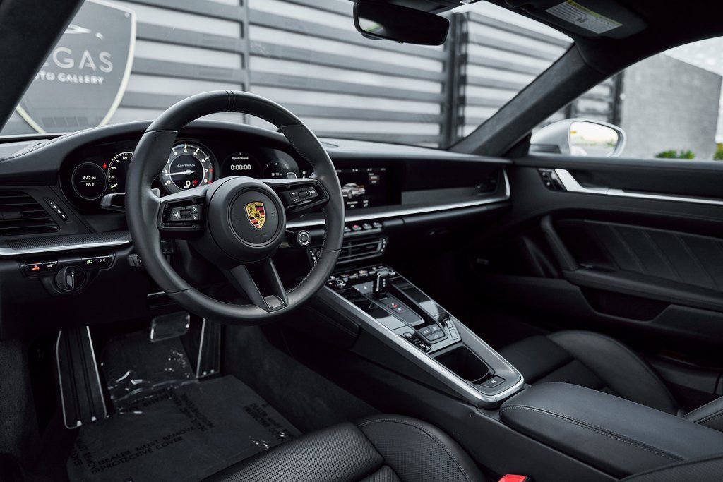 Used 2021 Porsche 911 Turbo S AWD/4WD image 2