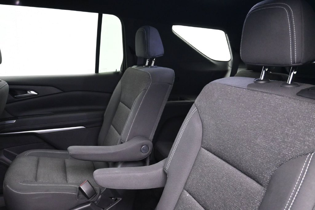 Used 2024 Chevrolet Traverse LT FWD image 14