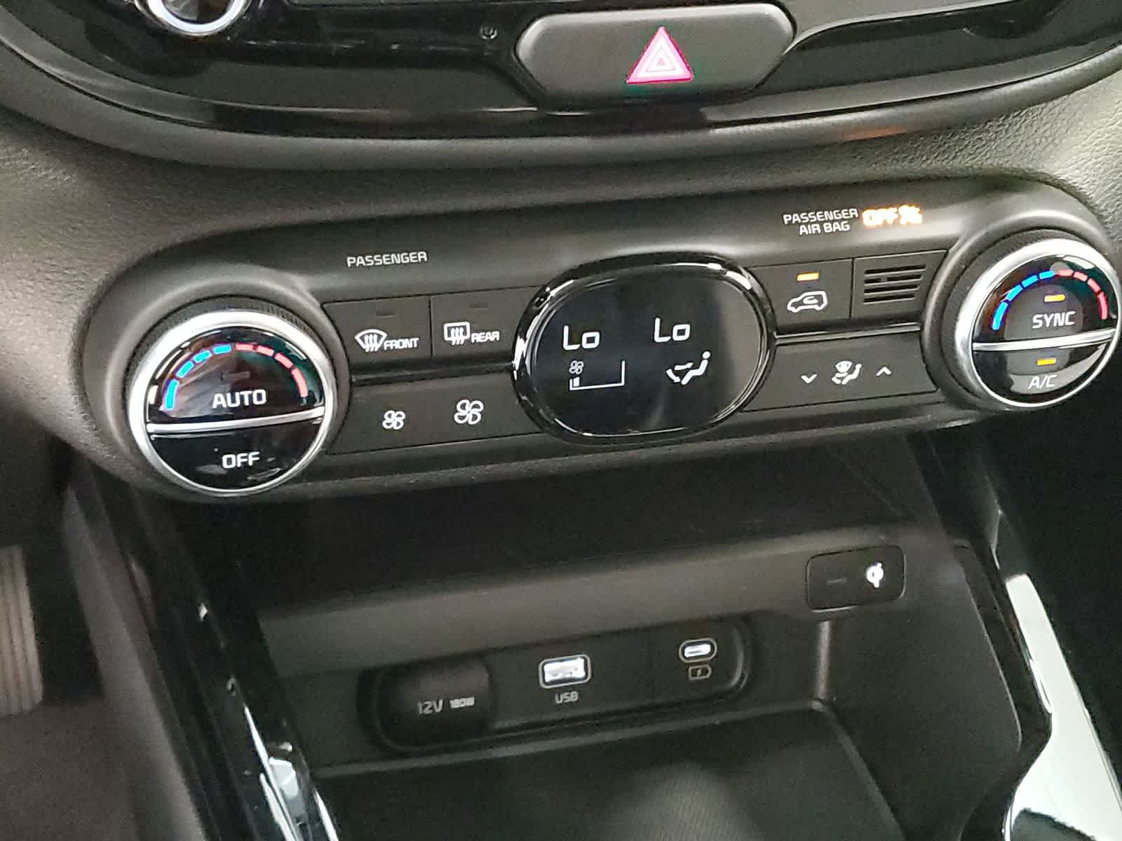 Used 2024 Kia Soul GT-Line FWD image 29