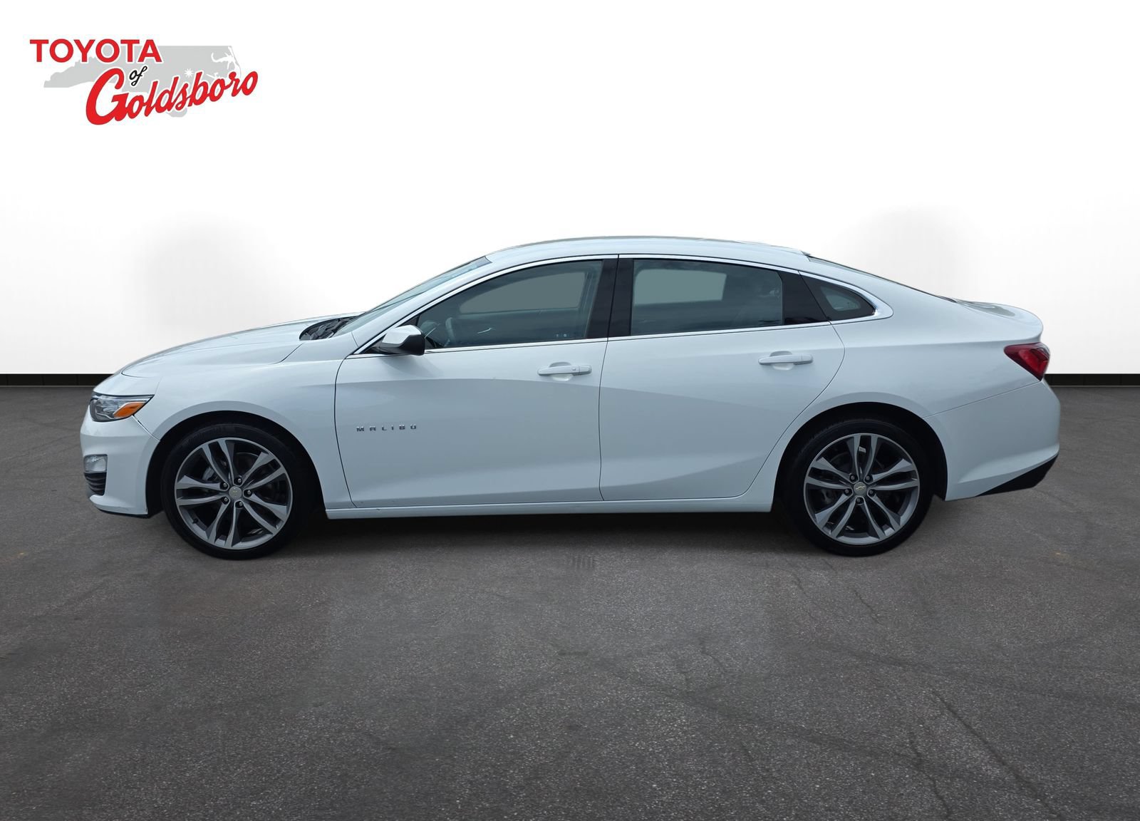 Used 2024 Chevrolet Malibu LT FWD image 8