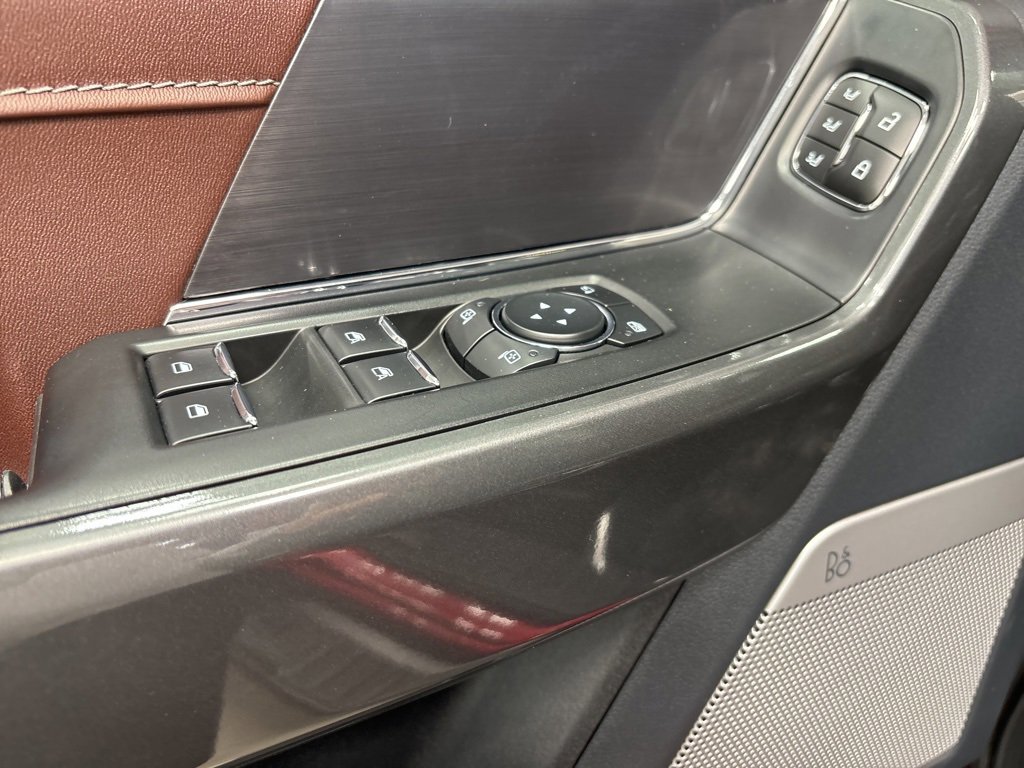 Used 2023 Ford F150 Lariat w/ Equipment Group 502A High image 26