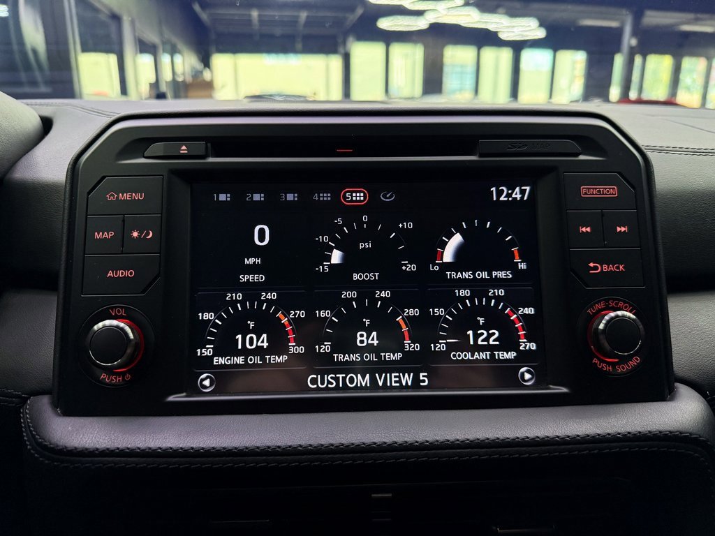 Used 2017 Nissan GT-R Premium image 31