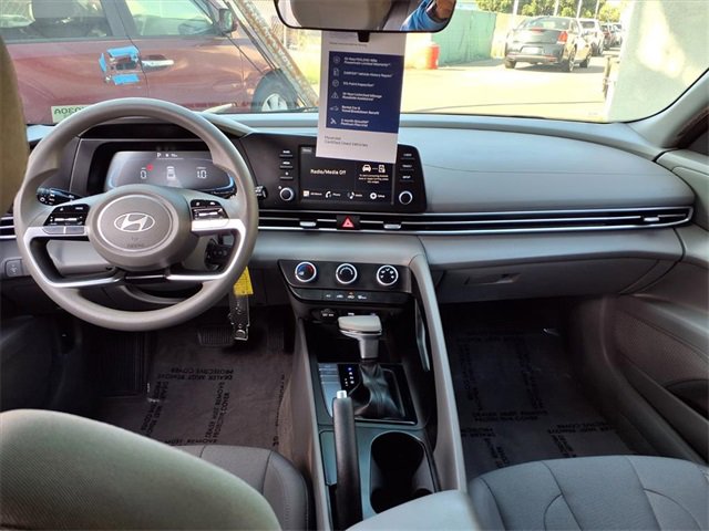 Used 2023 Chrysler 300 S image 10