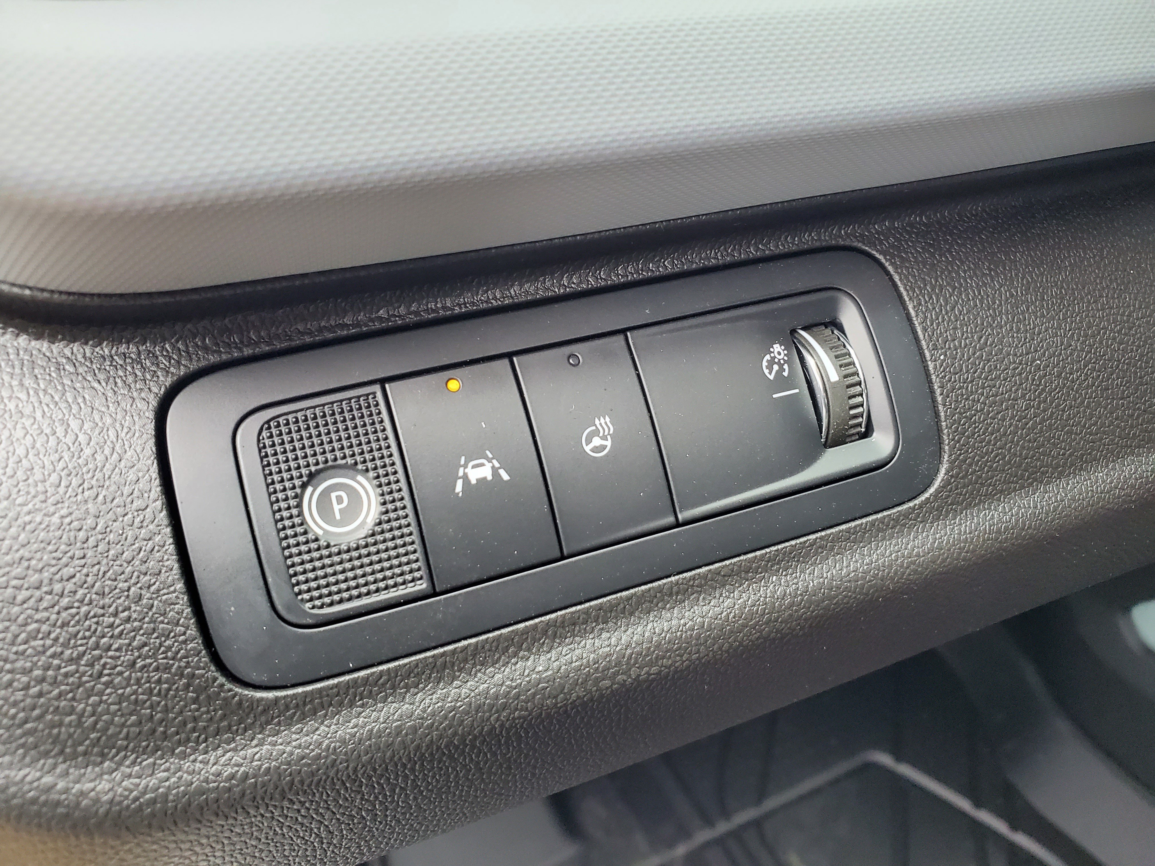 New 2027 Chevrolet Bolt RS w/ LPO, All-Weather Package FWD image 11