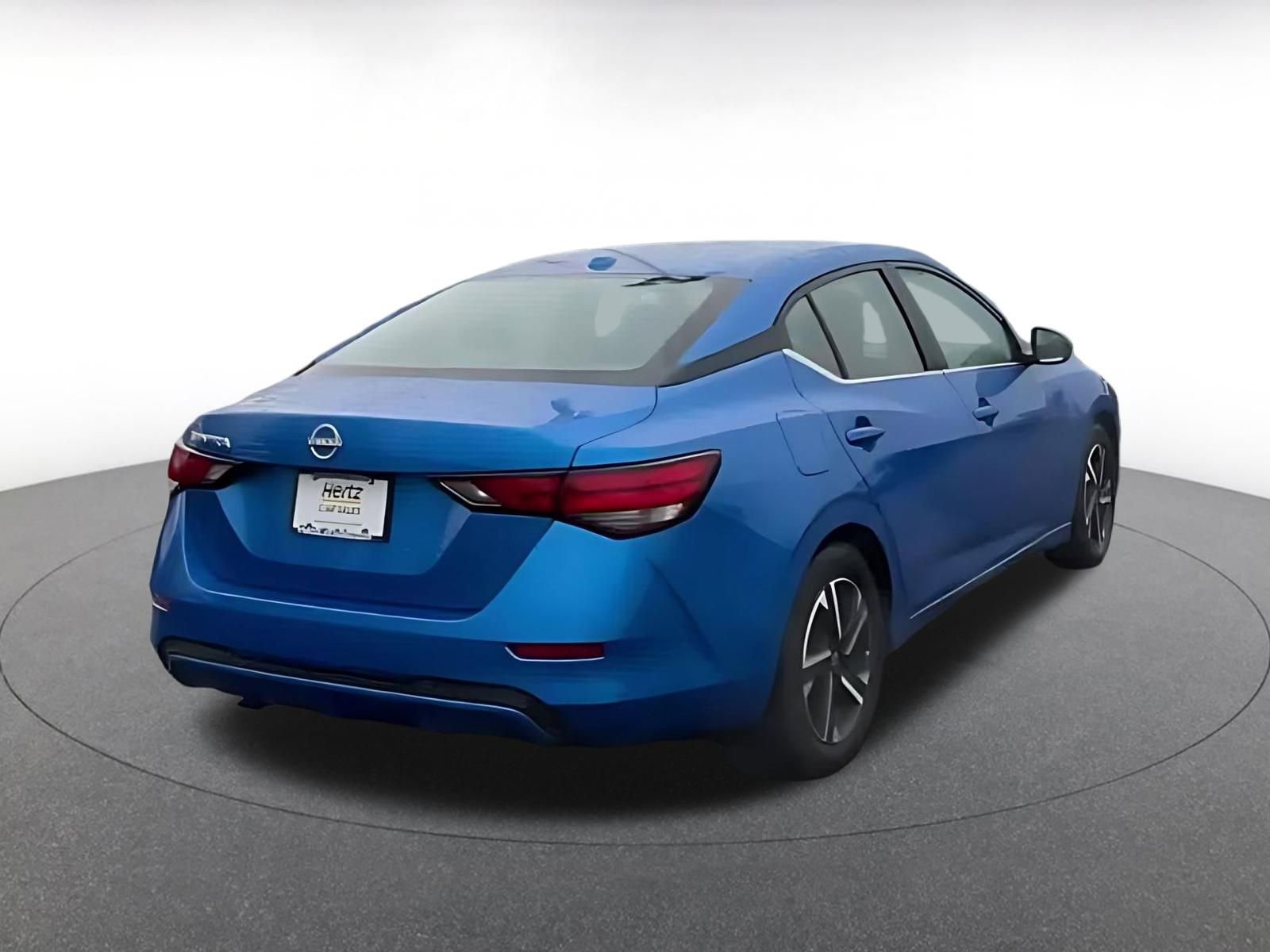 Used 2025 Nissan Sentra SV FWD image 15