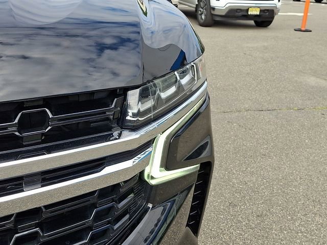 Used 2021 Chevrolet Suburban LS AWD/4WD image 18