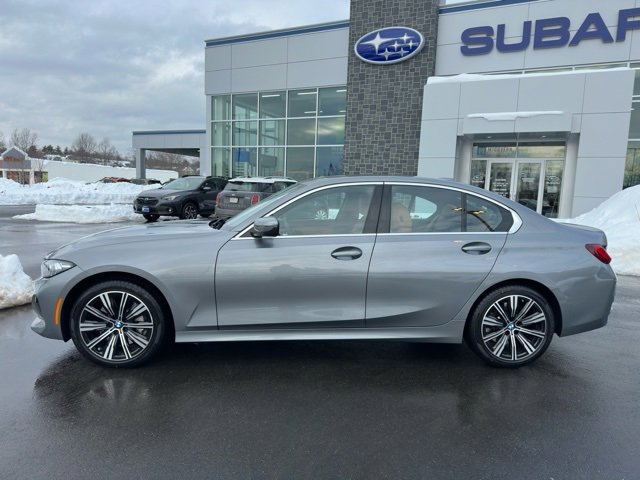 Used 2025 BMW 330i xDrive Sedan w/ Convenience Package image 9