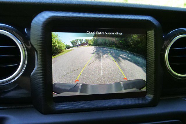 Used 2023 Jeep Wrangler Unlimited Rubicon 392 image 11