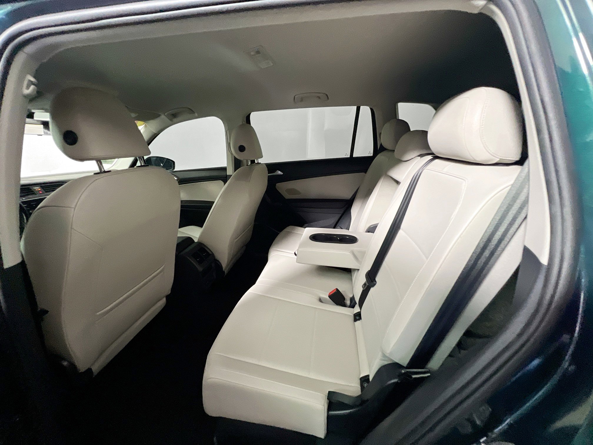 Used 2019 Volkswagen Tiguan SE AWD/4WD image 29