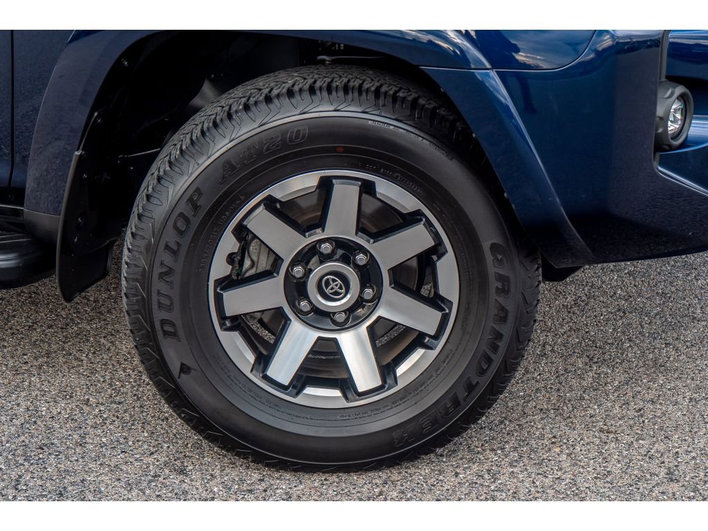 Used 2023 Toyota 4Runner TRD Off-Road Premium image 31