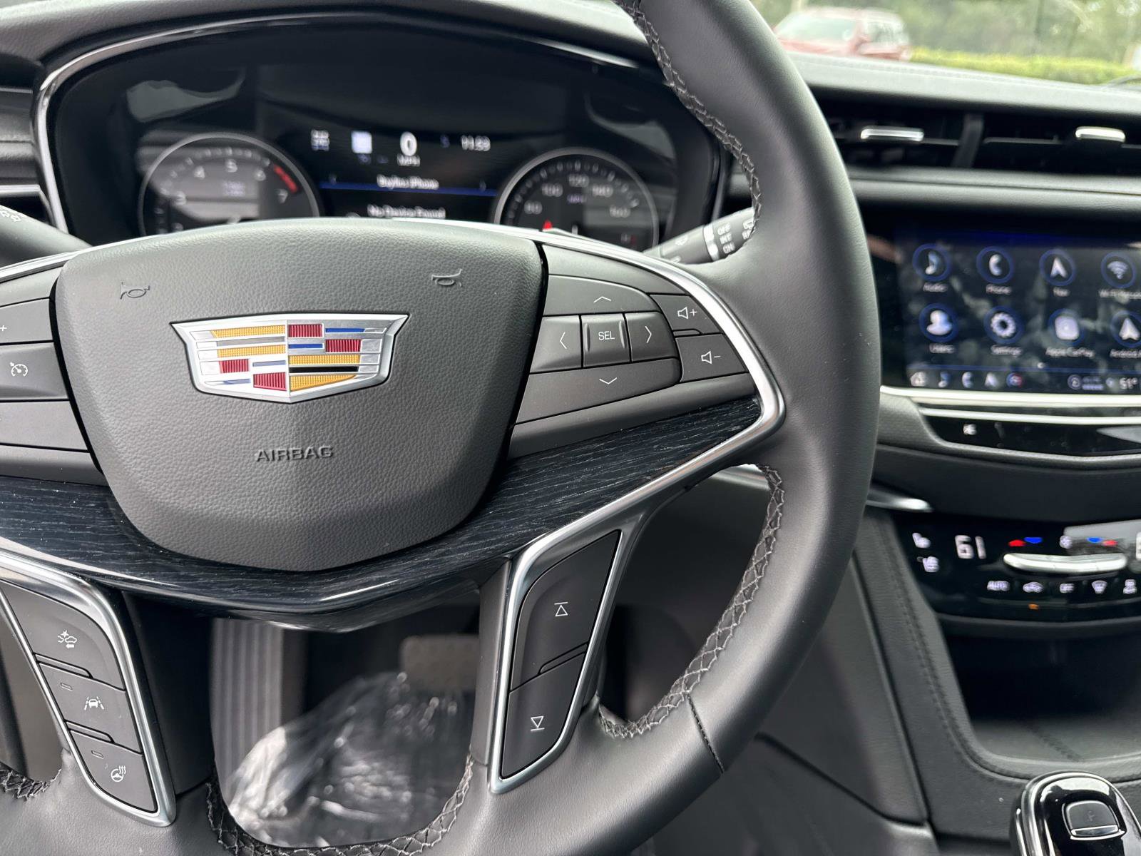 Used 2025 Cadillac XT5 Premium Luxury w/ Technology Package image 31