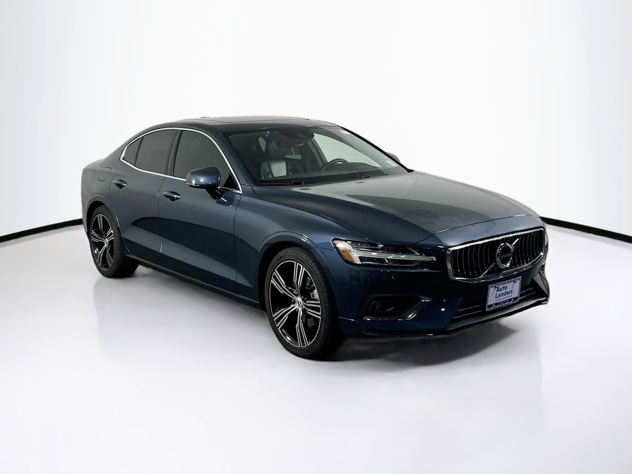 Used 2021 Volvo S60 T5 Inscription image 3